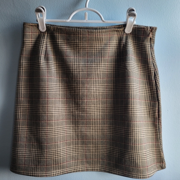 Plaid tight skirt - Picture 2 of 2